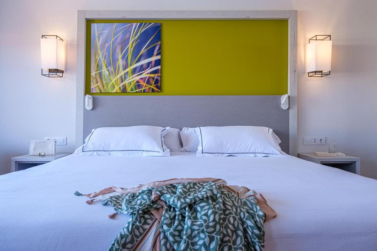 Oassium Hotel - Adults Only La Pineda Ngoại thất bức ảnh