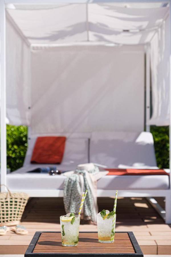 Oassium Hotel - Adults Only La Pineda Ngoại thất bức ảnh